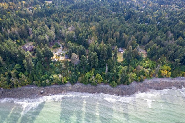 5 of 31 - 5171 Island Hwy W, Qualicum Beach, BC