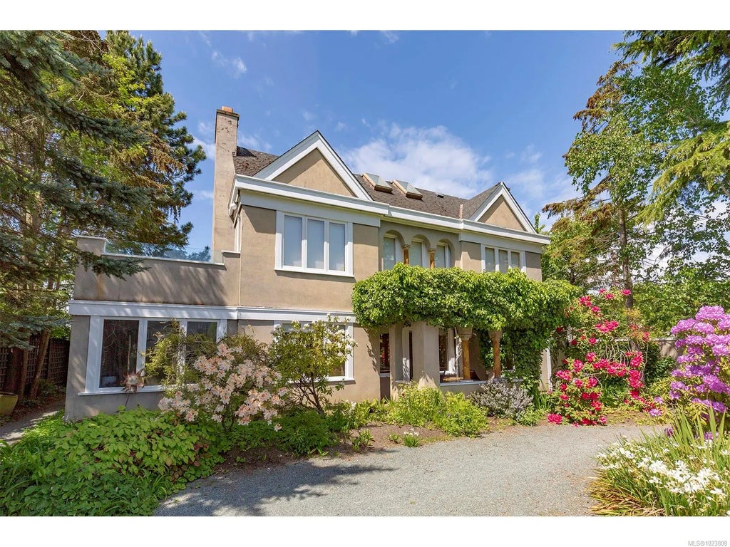 215 Mary St, Victoria