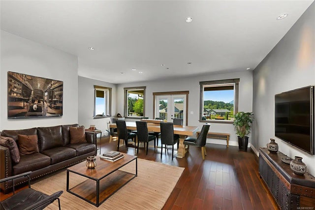 4 of 51 - 263 Tal Rd, Lake Cowichan, BC