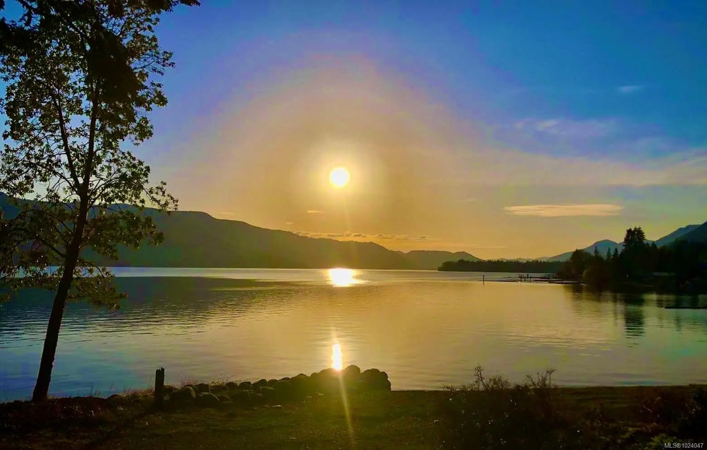 Lot B Sa-seen-os Rd, Youbou