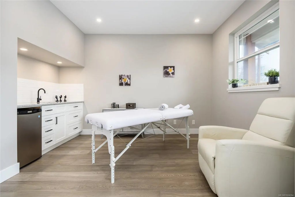 649 5th St, Courtenay