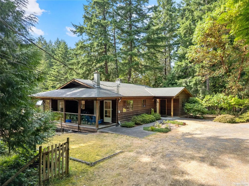 2905 Southey Point Rd, Salt Spring