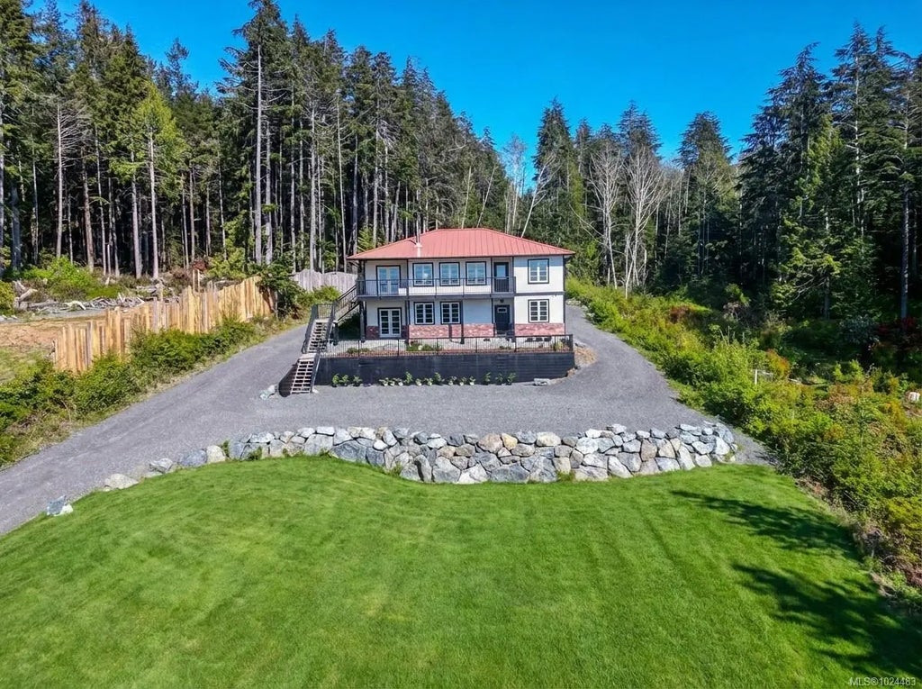 2735 Woodhaven Rd, Sooke