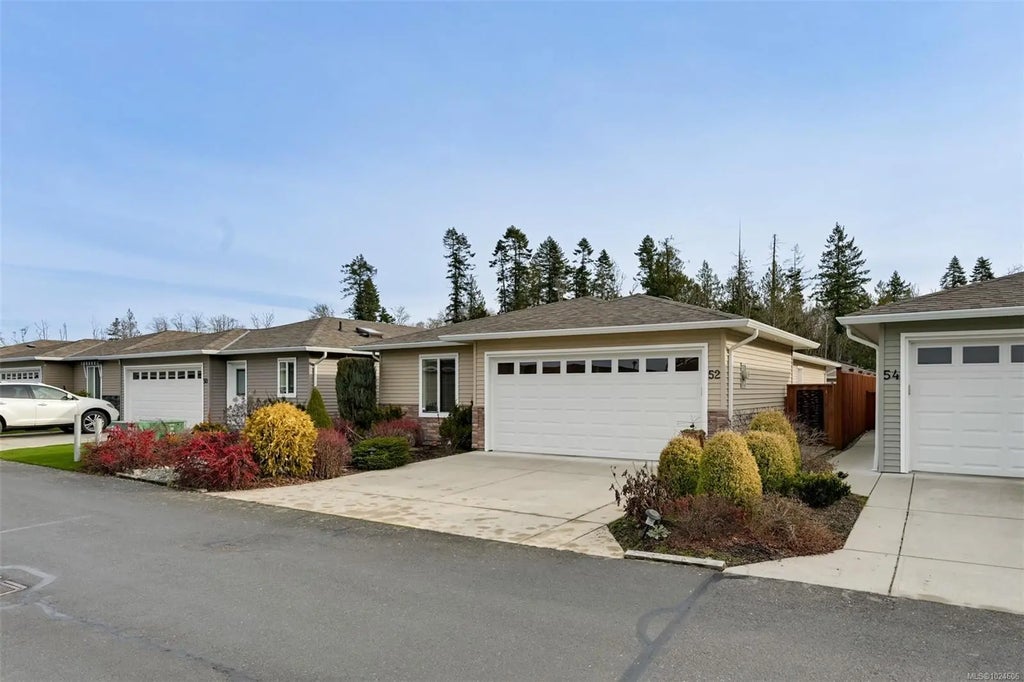 7586 Tetayut Rd 52, Central Saanich
