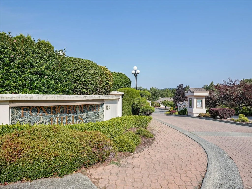 4318 Emily Carr Dr 44, Saanich