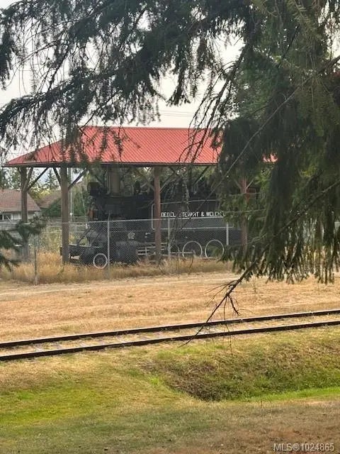 3 of 3 - 156 Harlech Rd, Qualicum Beach, BC