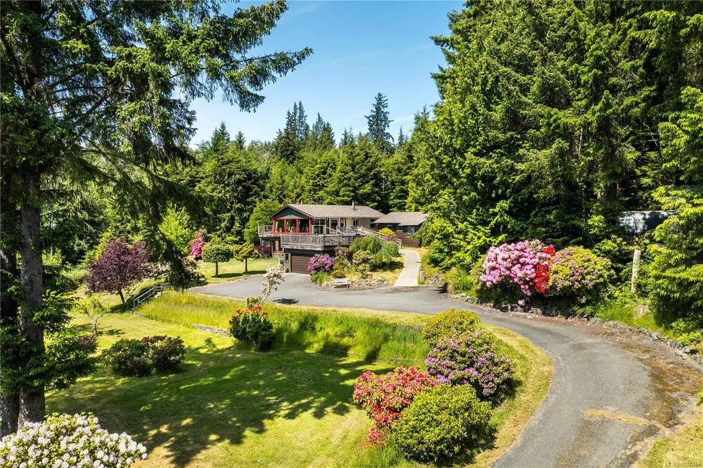 2623 Seaside Dr, Sooke