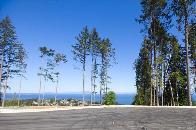 2 of 7 - 113 Whitefish Pl, Nanaimo, BC