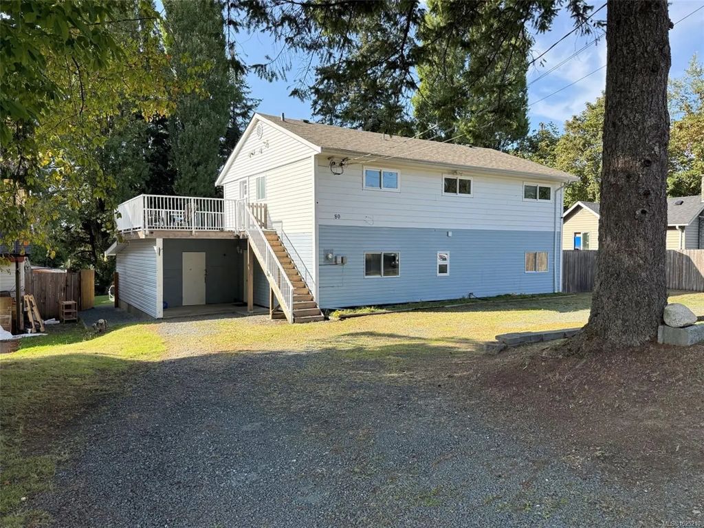 80 Masters Rd, Campbell River