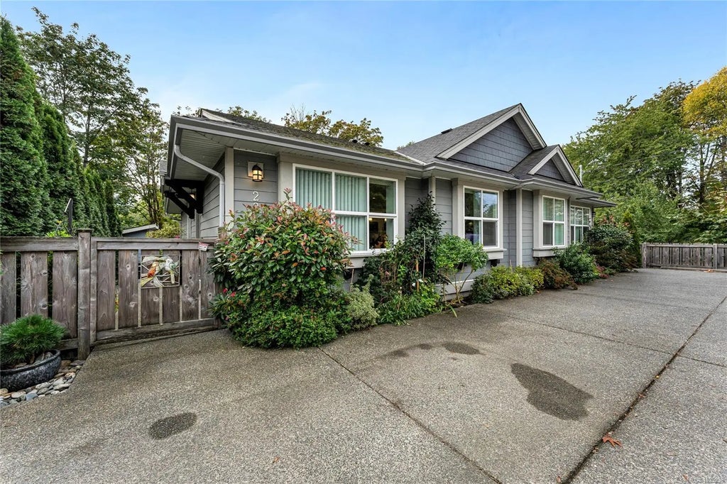 2876 Sherman Rd, Duncan