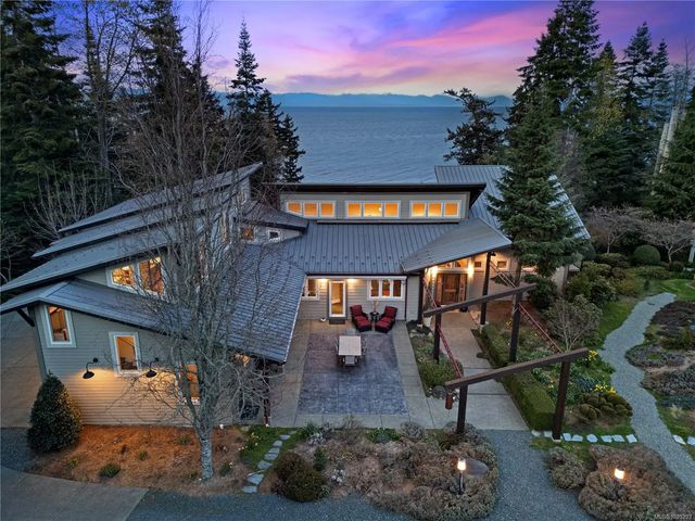 3 of 45 - 6520 Eagles Dr, Courtenay, BC