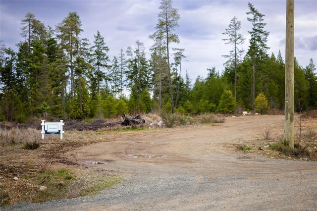 5 of 9 - Lot 8 Flail Rd, Qualicum Beach, BC