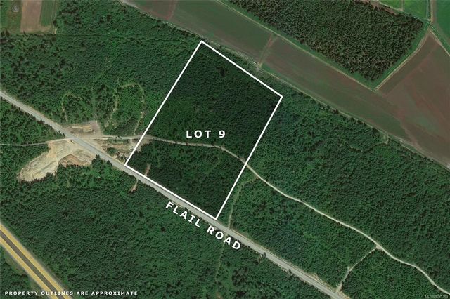 2 of 6 - Lot 9 Flail Rd, Qualicum Beach, BC