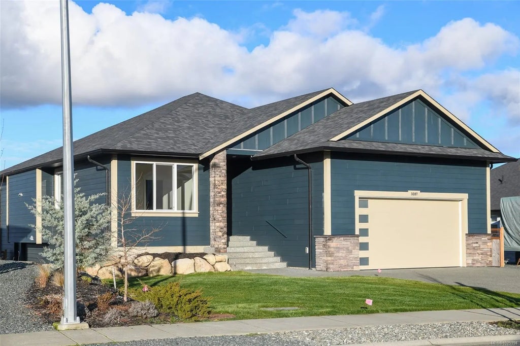 3287 Eagleview Cres, Courtenay