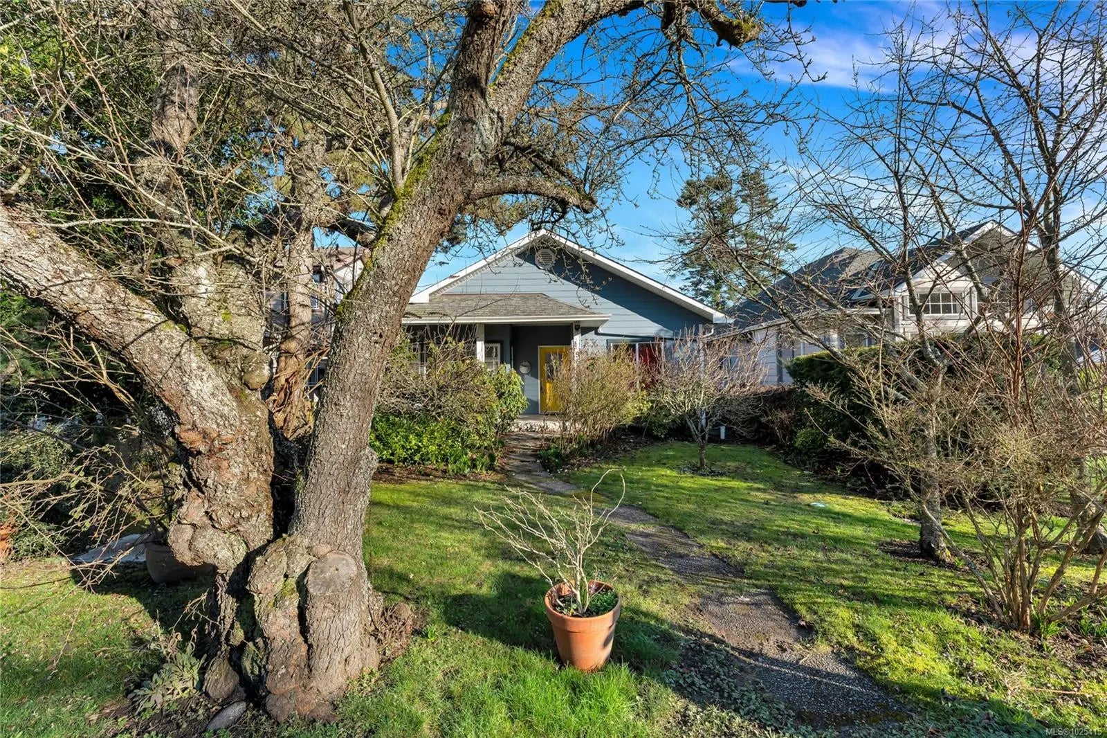 Residential Real Estate for Sale located in the neighborhood of , in the city of Sidney, BC