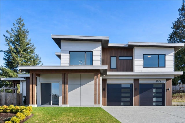 6970 Shale Rd, Lantzville