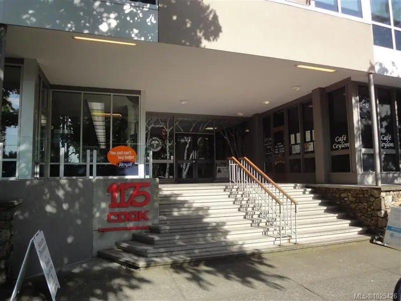 1175 Cook St 111, Victoria