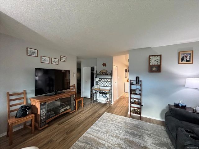 5 of 20 - 419 Donner Dr, Gold River, BC