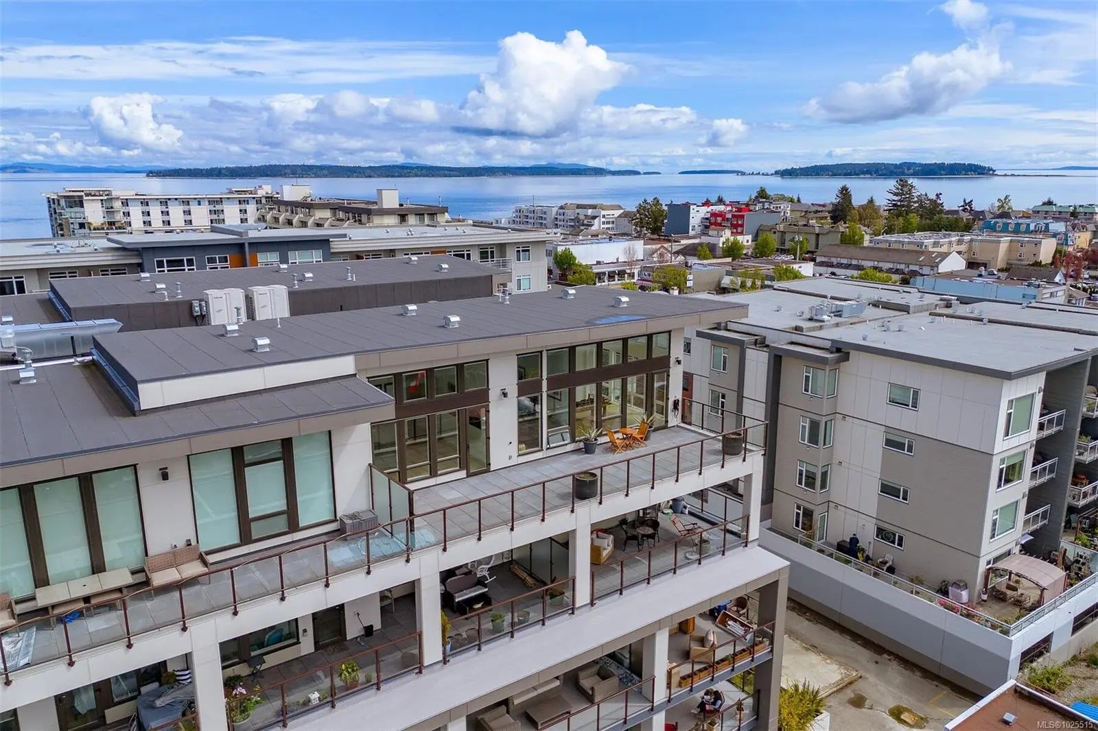 MLS #1025515 for Sale at 2461 Sidney Ave 603, in the city of Sidney, V8L 1Y8