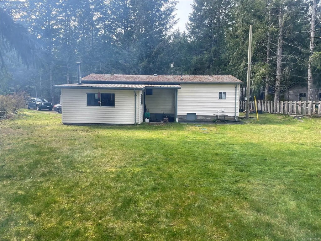 247 Huson Rd, Qualicum Beach