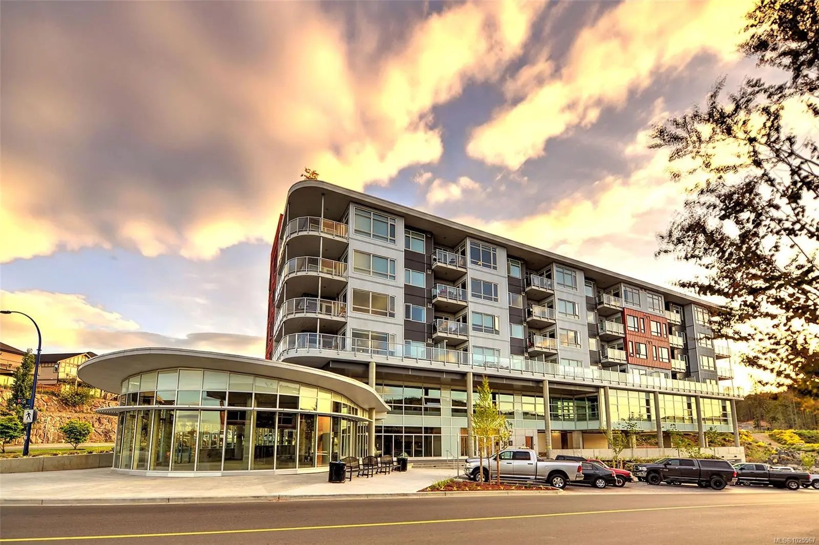 Langford Homes for Sale in the neighborhood of Lakepoint One in the Zipcode of V9B 0S7