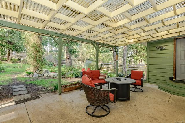 5 of 42 - 126 Maliview Dr, Salt Spring, BC