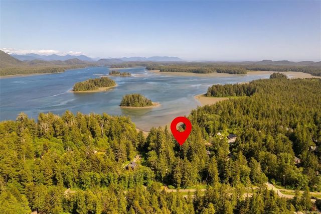 2 of 52 - 1076 Pacific Rim Hwy, Tofino, BC