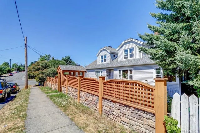 3 of 73 - 604 Kennedy St, Nanaimo, BC