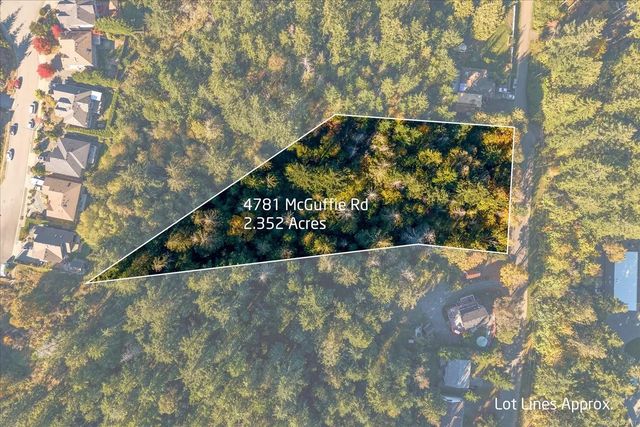 3 of 13 - 4781 Mcguffie Rd, Nanaimo, BC