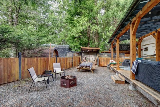 2 of 50 - 2650 Turnbull Rd C18, Qualicum Beach, BC