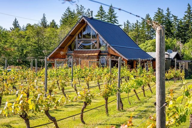 3 of 98 - 1885 Central Rd, Hornby Island, BC