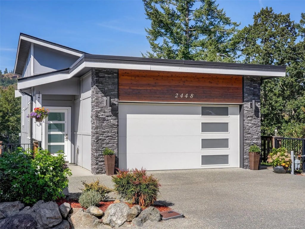 2448 Prospector Way, Langford