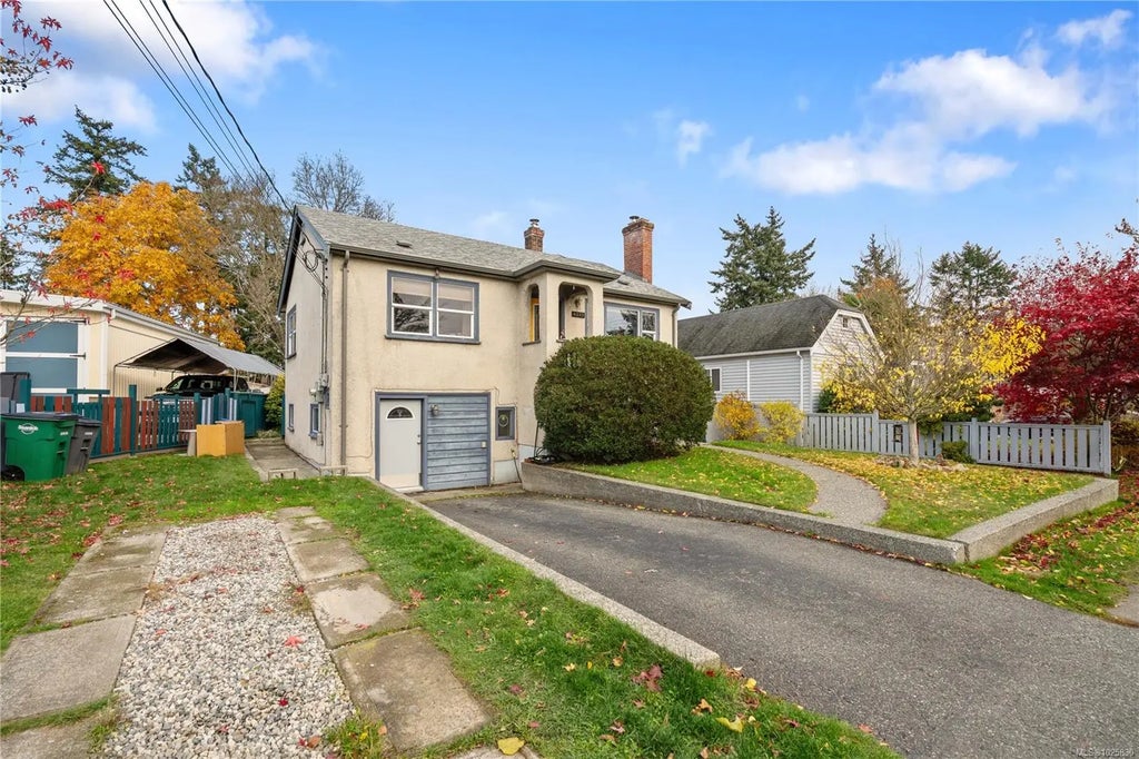 4029 Carey Rd, Saanich