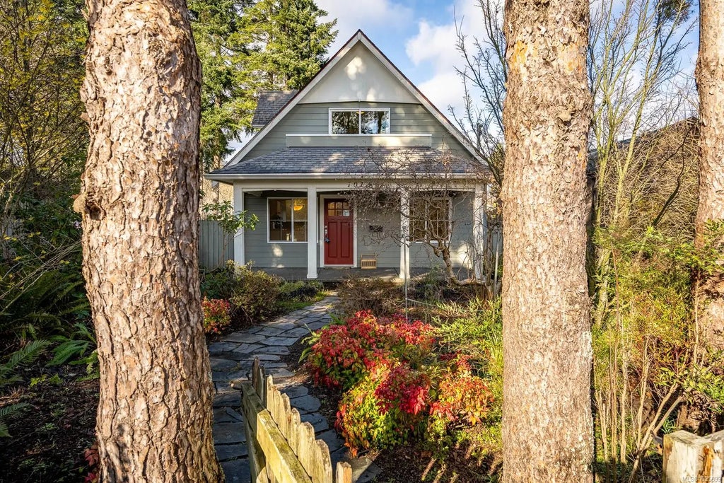 1013 5th St, Courtenay