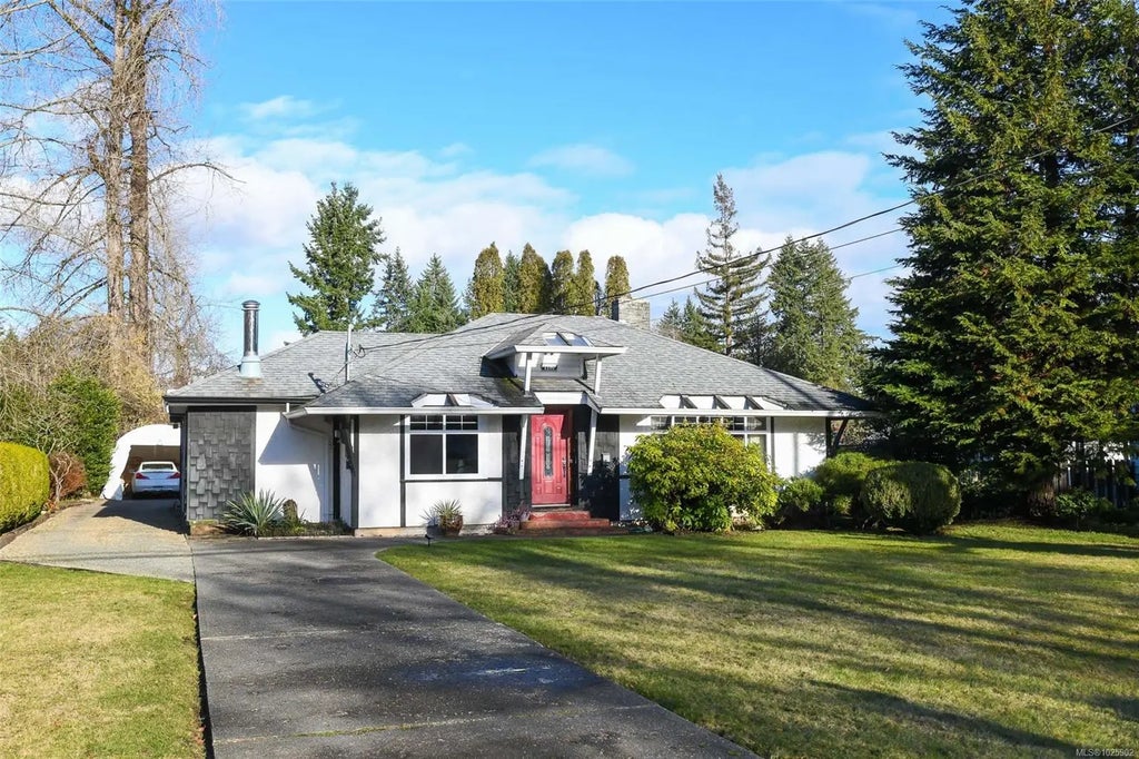 1180 Willemar Ave, Courtenay