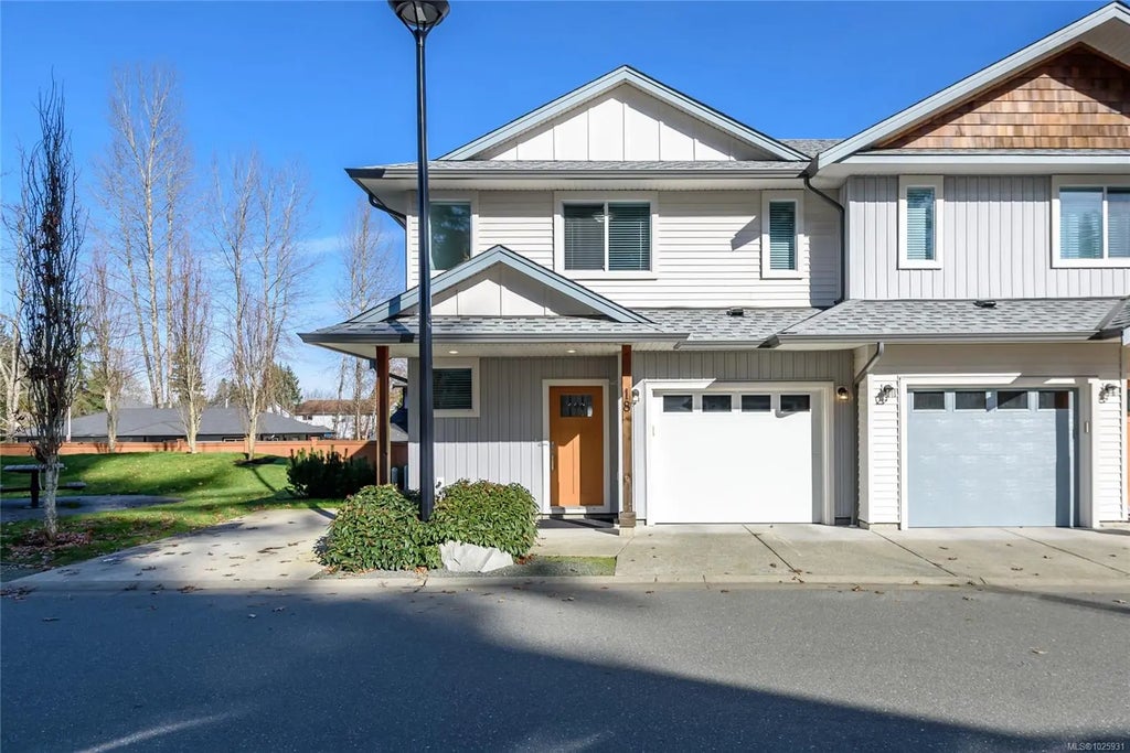 2109 13th St 18, Courtenay