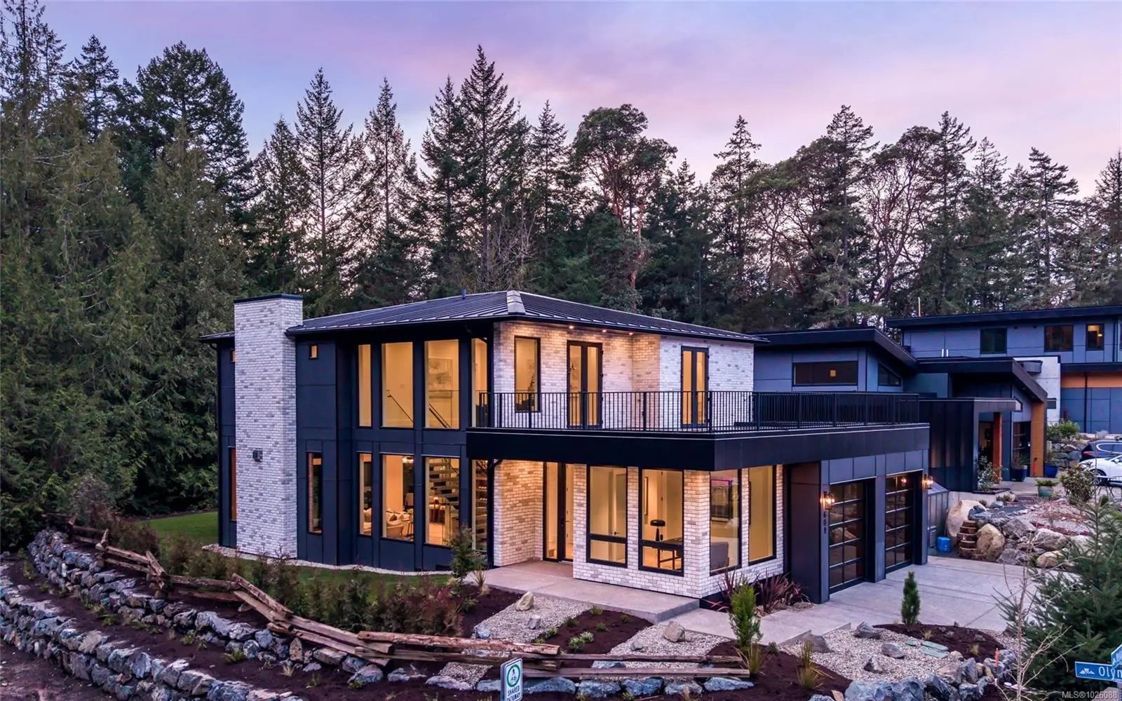 609 Medalist Ave, in the city of Colwood Real Estate in BC by ,