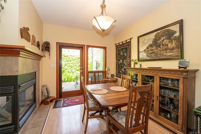 4 of 32 - 133 Corbett Rd 9, Salt Spring, BC