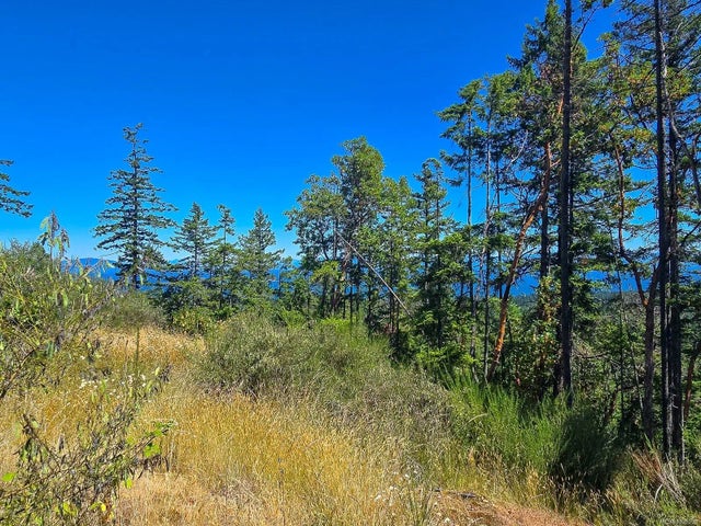 5040 Broad Ridge Pl, Lantzville