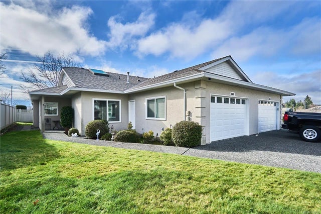 5887 Primrose Dr, Nanaimo