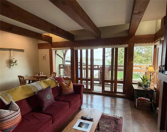 4 of 20 - 1645 Cedar Rd 206, Ucluelet, BC