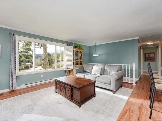 4 of 32 - 7058 Wright Rd, Sooke, BC