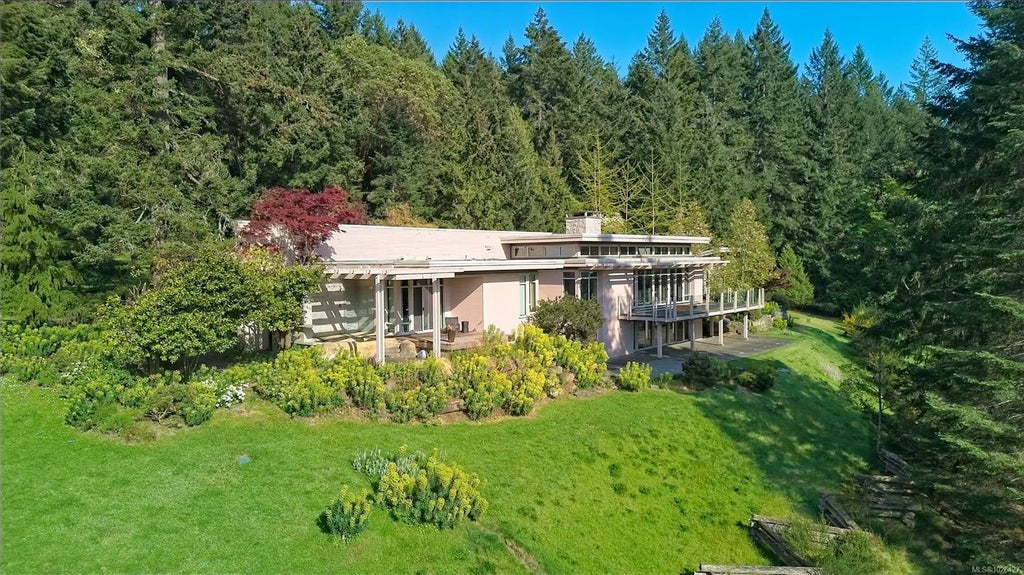 2875 Southey Point Rd, Salt Spring