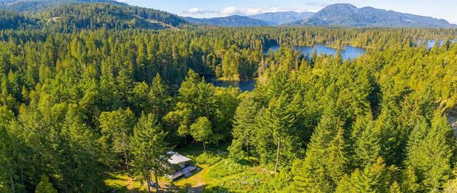 2 of 22 - 2740 Lakeview Rd, Qualicum Beach, BC