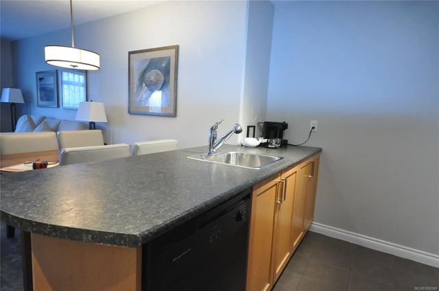 4 of 20 - 1800 Riverside Lane 204d, Courtenay, BC