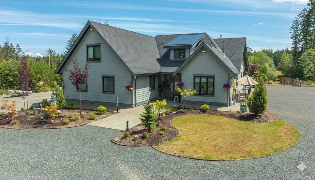1248 Station Rd, Coombs