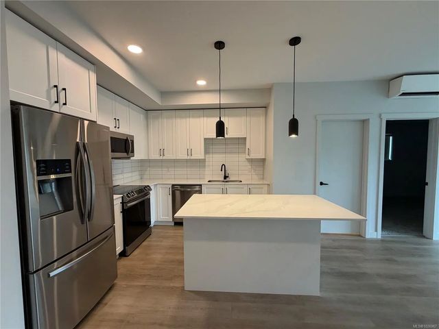 4 of 26 - 2461 Gateway Rd 301, Langford, BC