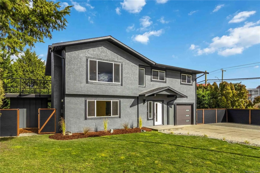 1964 Genoa Pl, Central Saanich