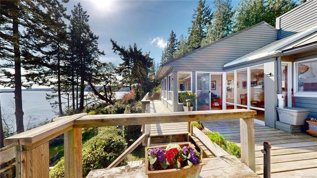2 of 59 - 1130 Berry Point Rd, Gabriola Island, BC