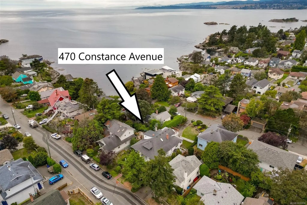 470 Constance Ave, Esquimalt